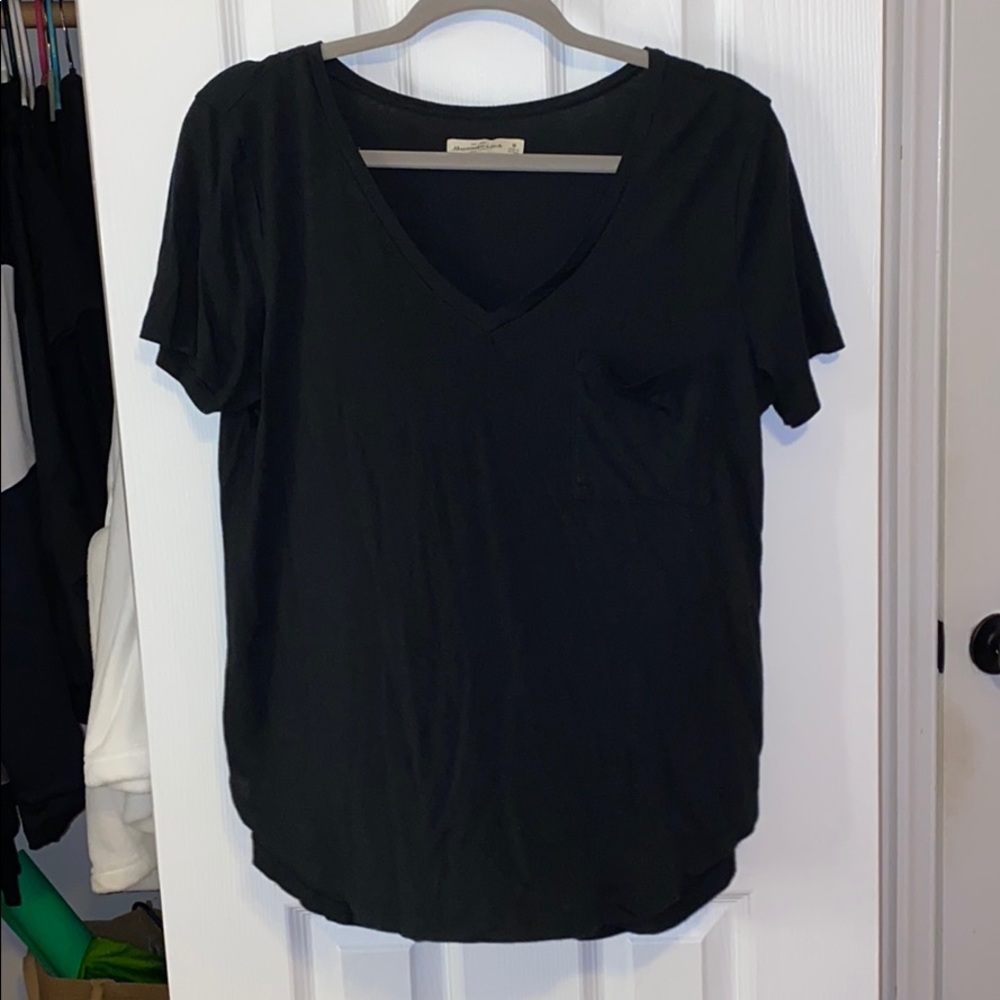 Abercrombie & Fitch V-neck Tee
